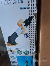 Pompa aspirante per piscina