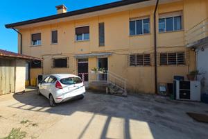 Luminoso appartamento tricamere a Bicinicco