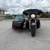 Elettra glide ultra classic con sidecar