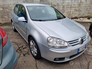 Volkswagen Golf 1.6 5p. Comfortline