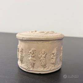 Antica scatolleta in ceramica