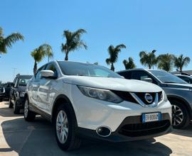 Nissan Qashqai Nissan Qasquai 2014 180000 km 1.5 d