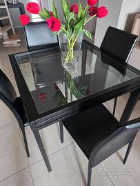 Tavolo Babini e sedie