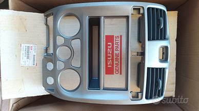 Isuzu D-Max 2003-2011 consolle centrale