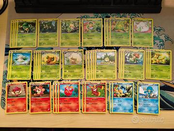 Lotto Pokemon set semi-completo di Nuove Forze