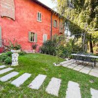 Elegante proprietà inserita in lussuoso contesto.