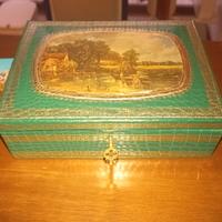 Cofanetto antico vintage 