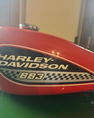 Serbatoio Harley Davidson 883R