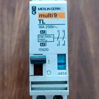 relè Merlin gerin multi9 passo bipolare 16A 230v