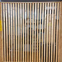 Listelli legno abete parete verticale