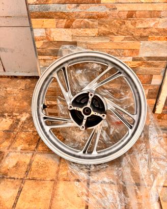 cerchione anteriore sh 125 dal 2020 in poi