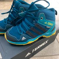 Scarpa Trekking bambini Adidas n.29