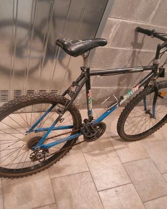 Mountain Bike Vintage "Top Gun" - Shimano