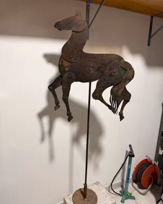 Statua di antiquariato equestre in metallo