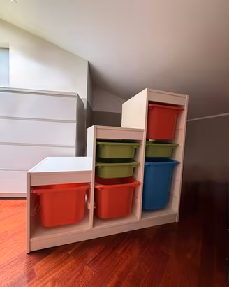 Cassettiera per giocattoli