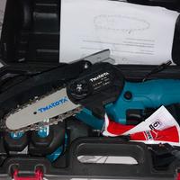 Stupenda motosega a batteria