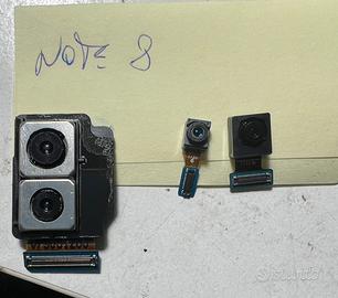 Fotocamera anteriore e posteriore samsung note 8