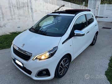 Peugeot 108 PureTech 82 5 porte Allure