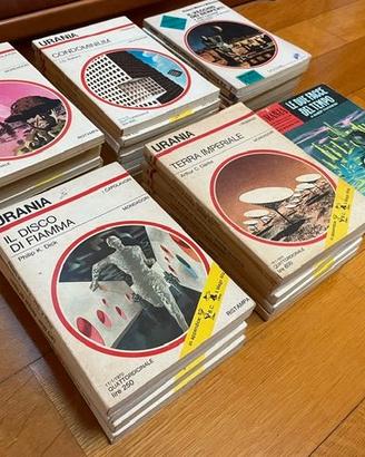 Collezione di 36 Urania Mondadori anni ’60‑’70
