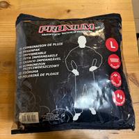 Tuta integrale antipioggia