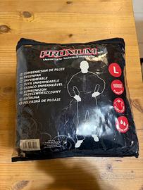 Tuta integrale antipioggia