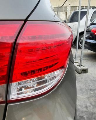 HYUNDAI I40 STATION WAGON 2010 - STOP POSTERIORE D