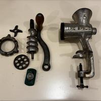 Tritacarne a mano vintage