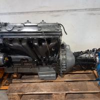 motore Jaguar 4200 del 1966 completo con cambio