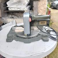 Troncatrice per legno