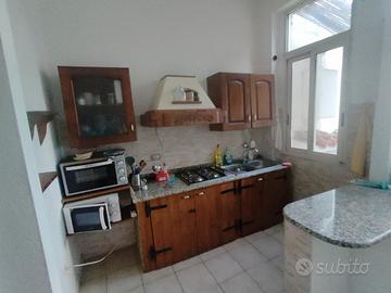Pressi Brotzu camera uso singolo ammobiliata