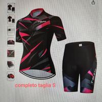 completo bici donna pantaloncino corto e giubbotto