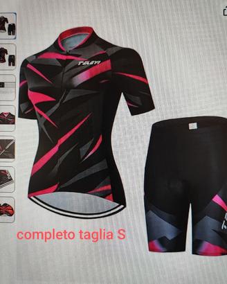 completo bici donna pantaloncino corto e giubbotto