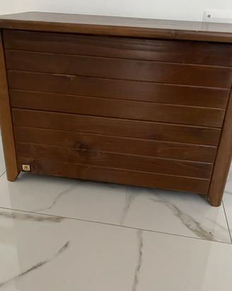 Cassapanca in legno