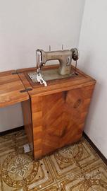 Macchina da cucito vintage