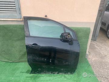 Portiera anteriore destra renault captur 2019