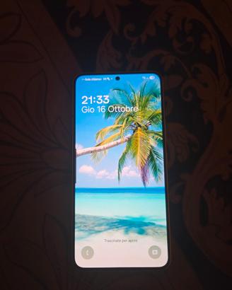 Samsung S22 white 256GB rom  8GB ram  