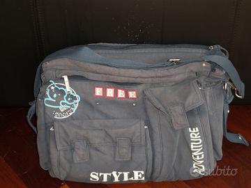 Borsa fasciatoio brevi free style blu