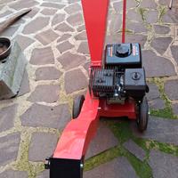 Tritatore  trituratore trincia fogliame rami