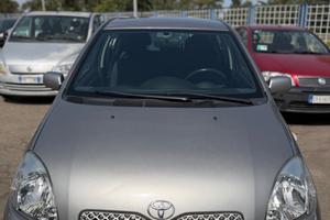 Toyota Yaris 1.3i 16V cat 3 porte Sol