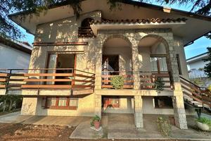 VILLA SINGOLA A SAN GIOVANNI IN MARIGNANO