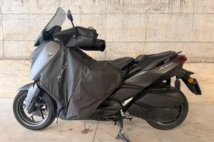 Yamaha Xmax 300
