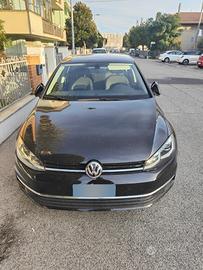 Golf VII allestimento executive, pacchetto led