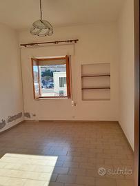 Casa indipendente mq 112 con piccolo cortile