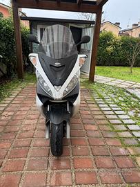 Scooter RIEJU 300