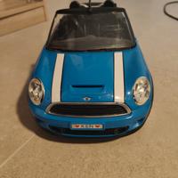 Mini cabrio Barbie - Ken