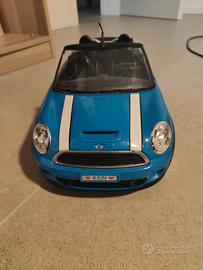 Mini cabrio Barbie - Ken