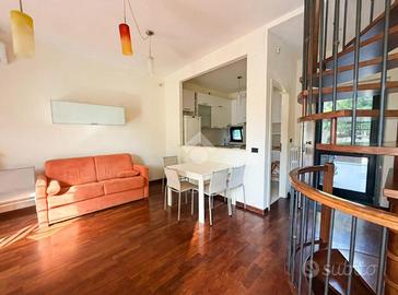VILLA A SCHIERA A BARI