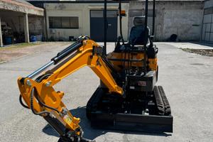 Escavatore Jpc 18qt motore Kubota