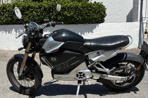 Super Soco TC Max - 2022