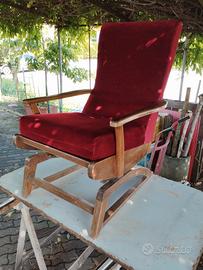 Poltrona a dondolo a molla design anni 70 